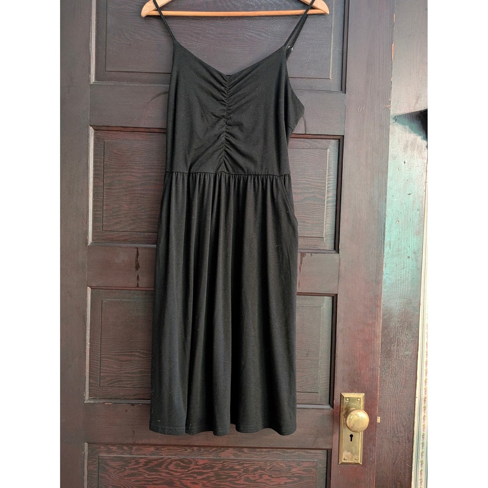 Yathon Black Ruched Bust Sleeveless Midi Dress with Pockets Size M